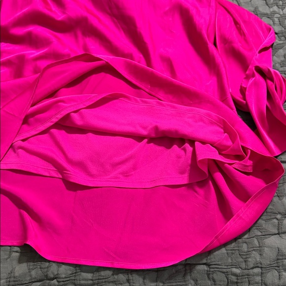 Express women’s medium Satin V-Neck Sleeveless Tie Waist Surplice Midi Dress - Picture 10 of 16